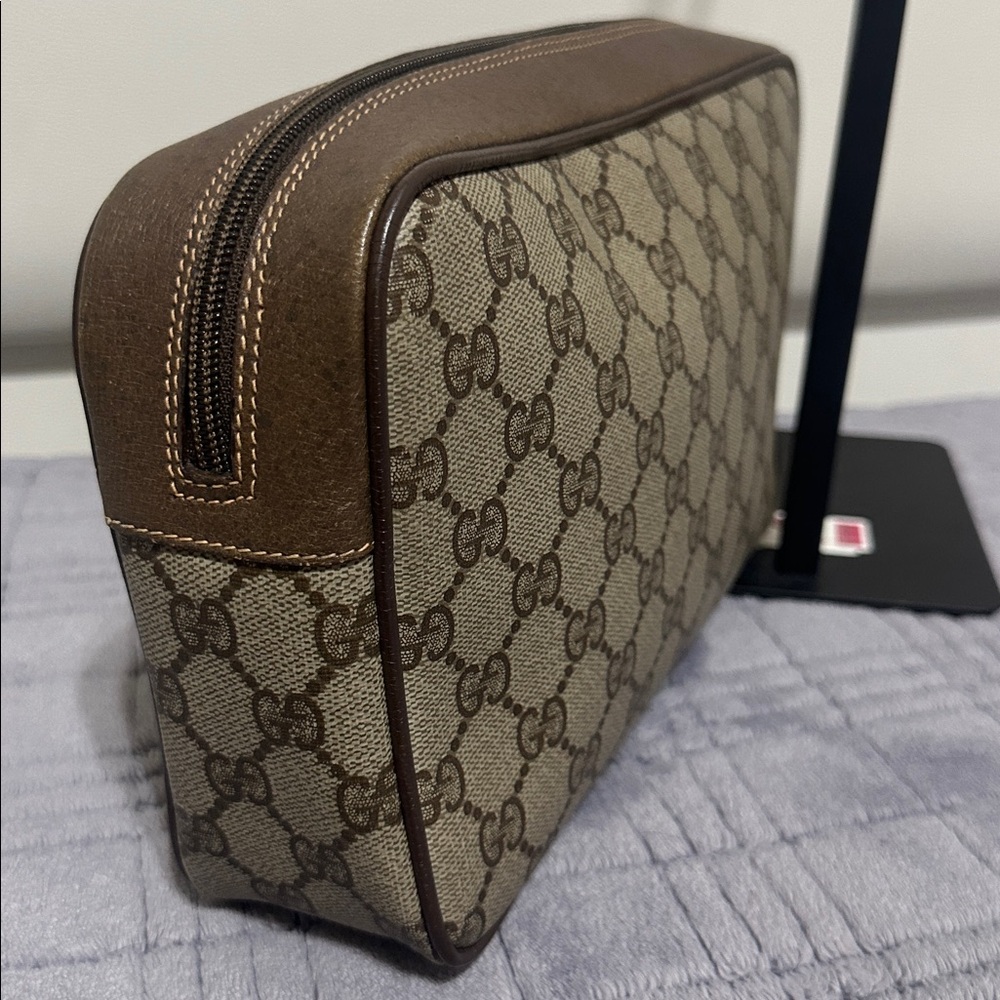 Gucci PVC Pouch - Picture 4 of 16